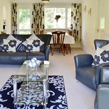 Holiday home Trevarno - B6527 *
